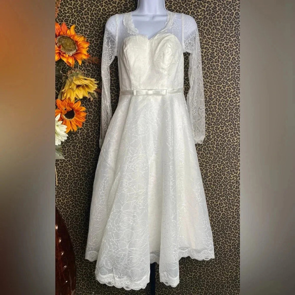 🦋B2G1🦋UNIQUE VINTAGE White 1950’s Style Madeline Wedding Bridal Dress NWT - Picture 6 of 16